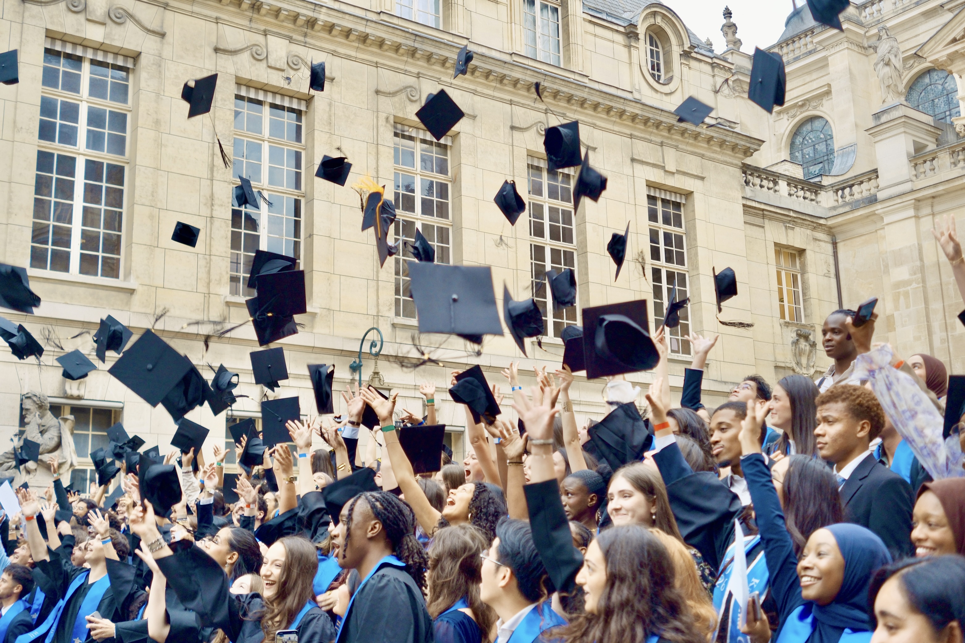 Crédit VIOLETTE MORGAND Célébration des diplômes de licence AES Septebmre 2026