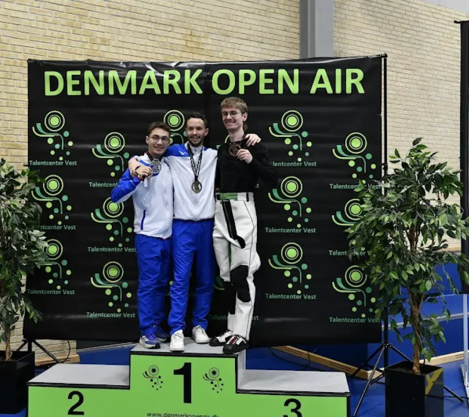Première médaille senior, ce dimanche à l’open air au Danemark. 2eme derrière mon collègue, l’excellent Brian Baudouin